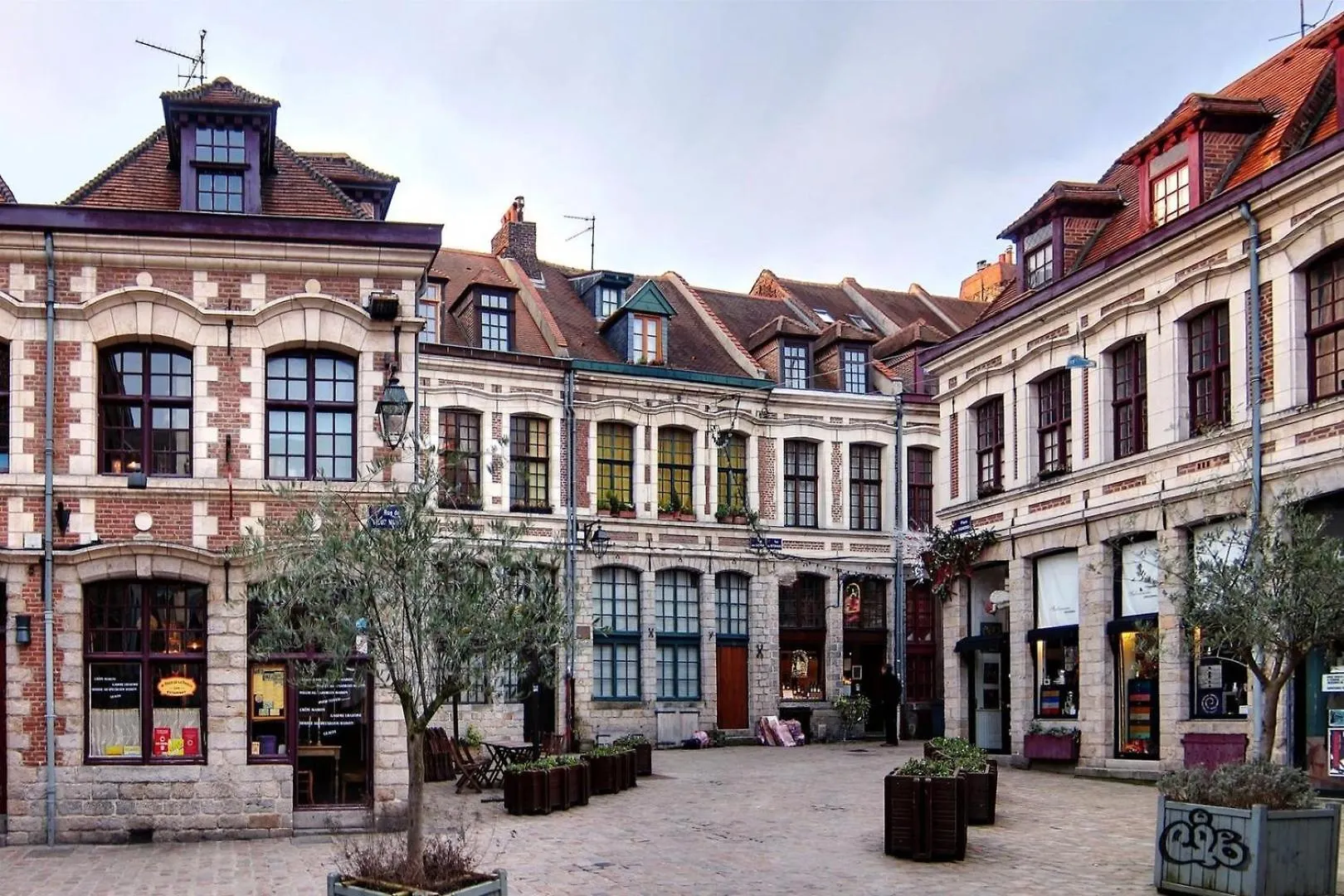 Lille Centre - Nice cozy&functional ap 0*,  France